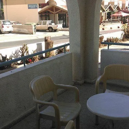 Salmary Lejlighedshotel 2*